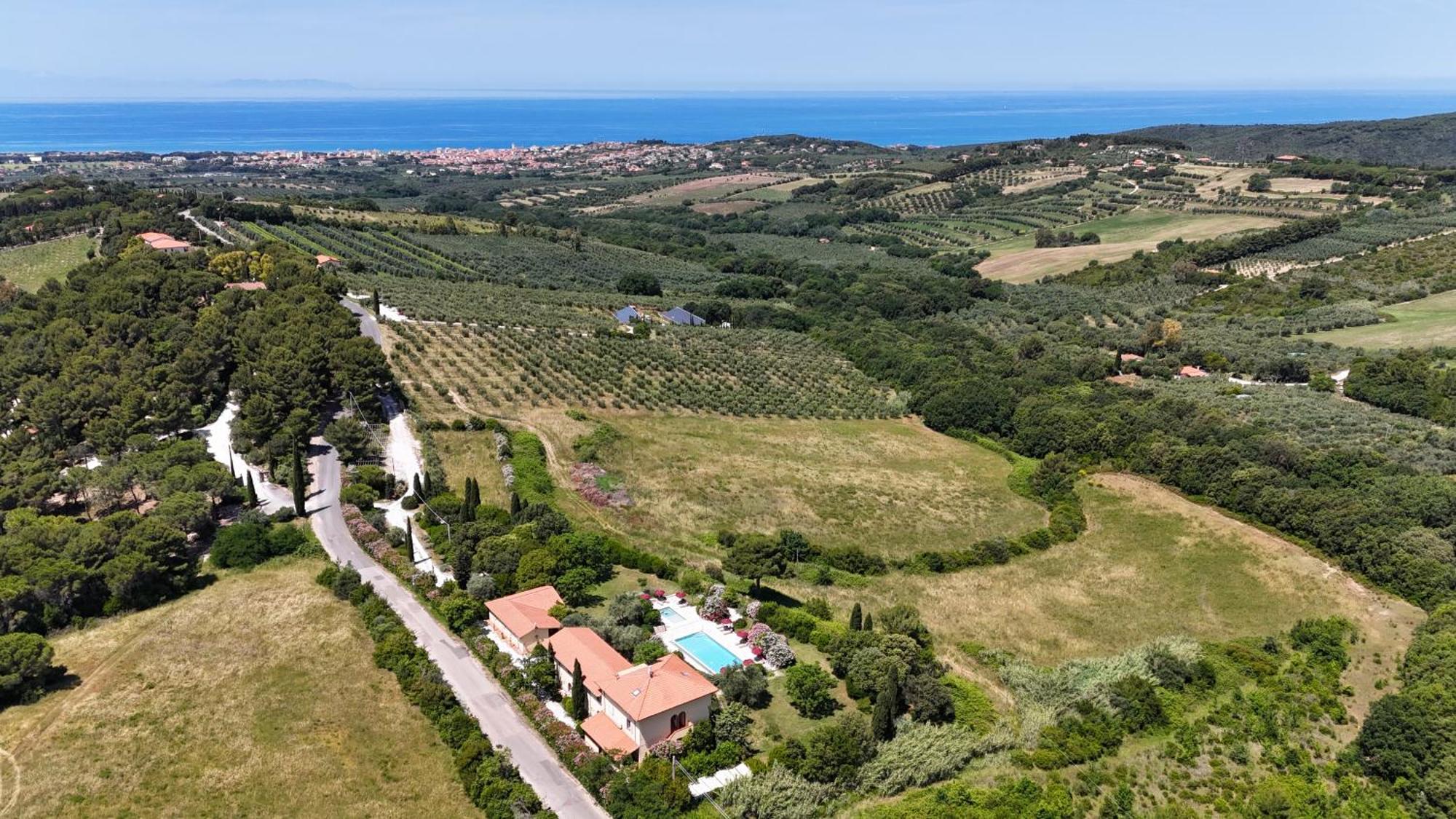 La Muccheria San Vincenzo Exterior photo